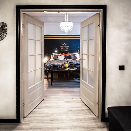 Boutique Hotel Mustaparta トルニオ エクステリア 写真