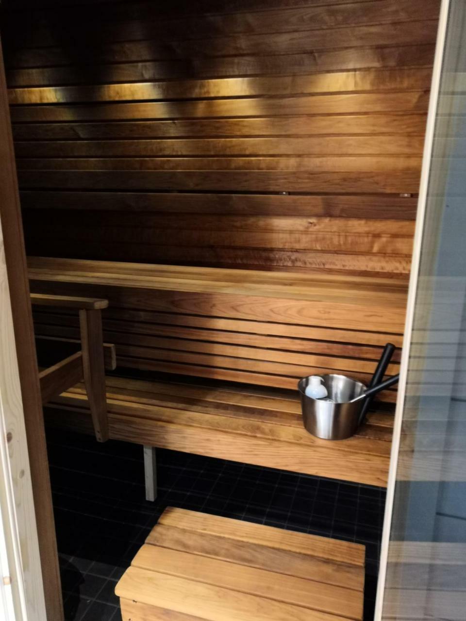 Boutique Hotel Mustaparta トルニオ エクステリア 写真